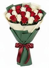 Букет Микс из красных и белых роз #REPLACE_PRED# Спасском Ставропольской области