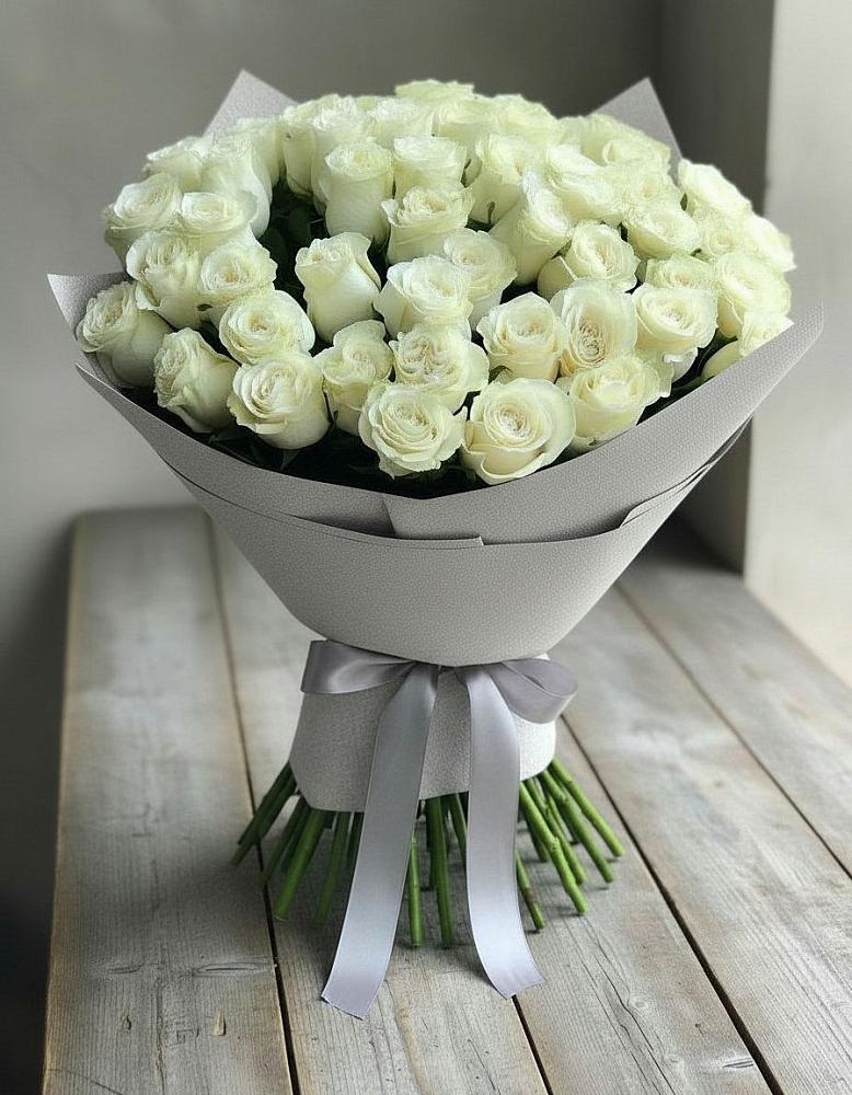 Букет 35 Белых роз в Спасском Ставропольской области