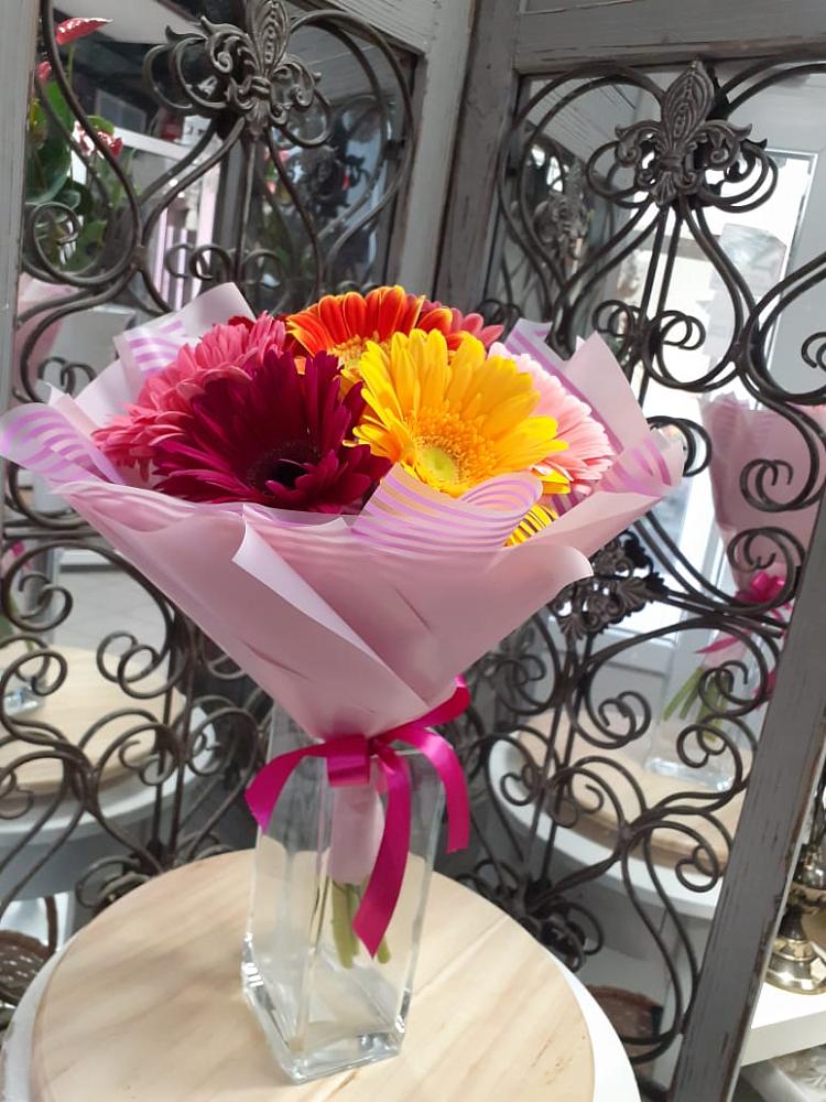 Букет цветов из: Герберы в Спасском Ставропольской области