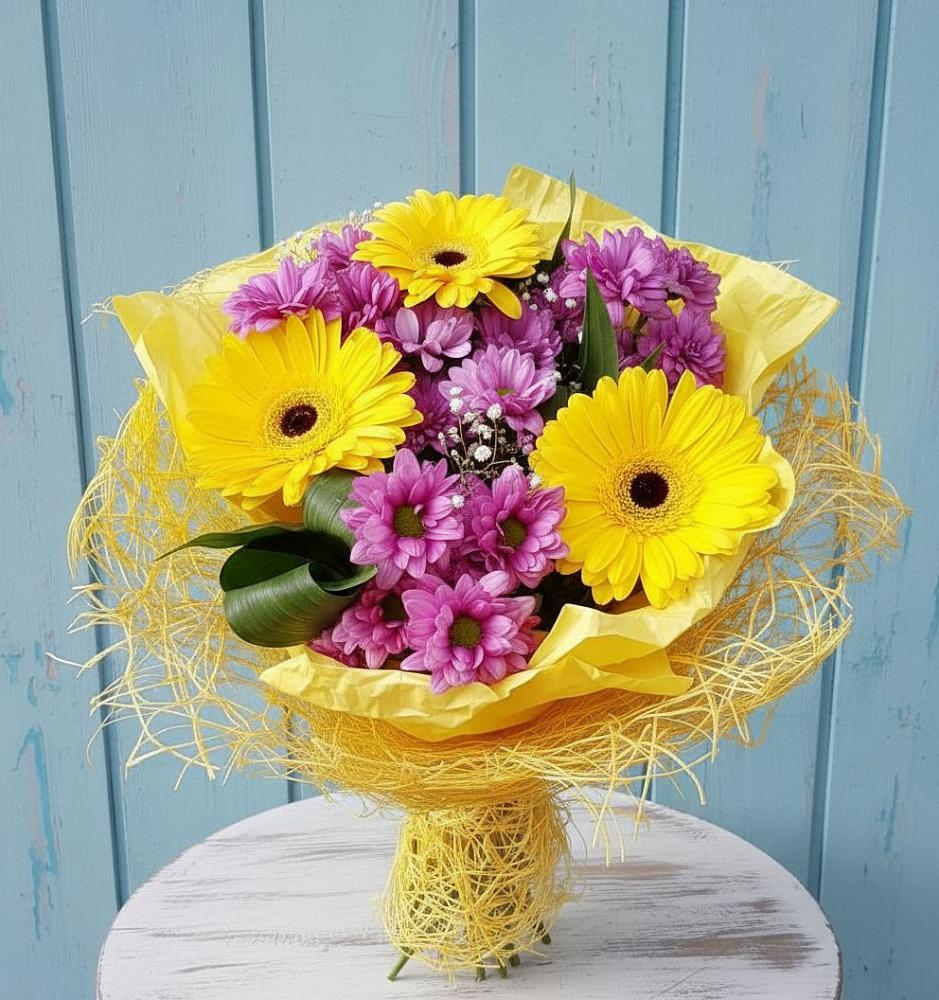 Букет цветов из: Хризантемы и Герберы в Спасском Ставропольской области