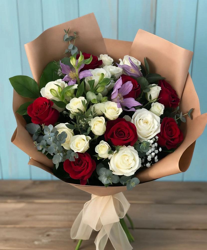 Букет цветов из: Розы и Альстромерии в Спасском Ставропольской области